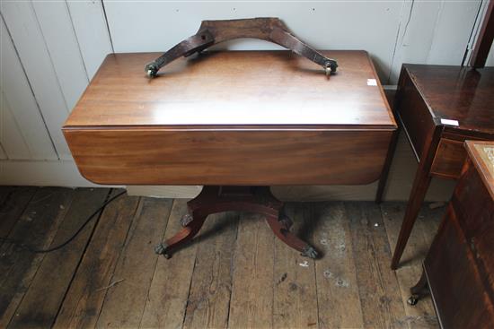 Regency mahogany Pembroke breakfast table, on splayed supports (damaged)